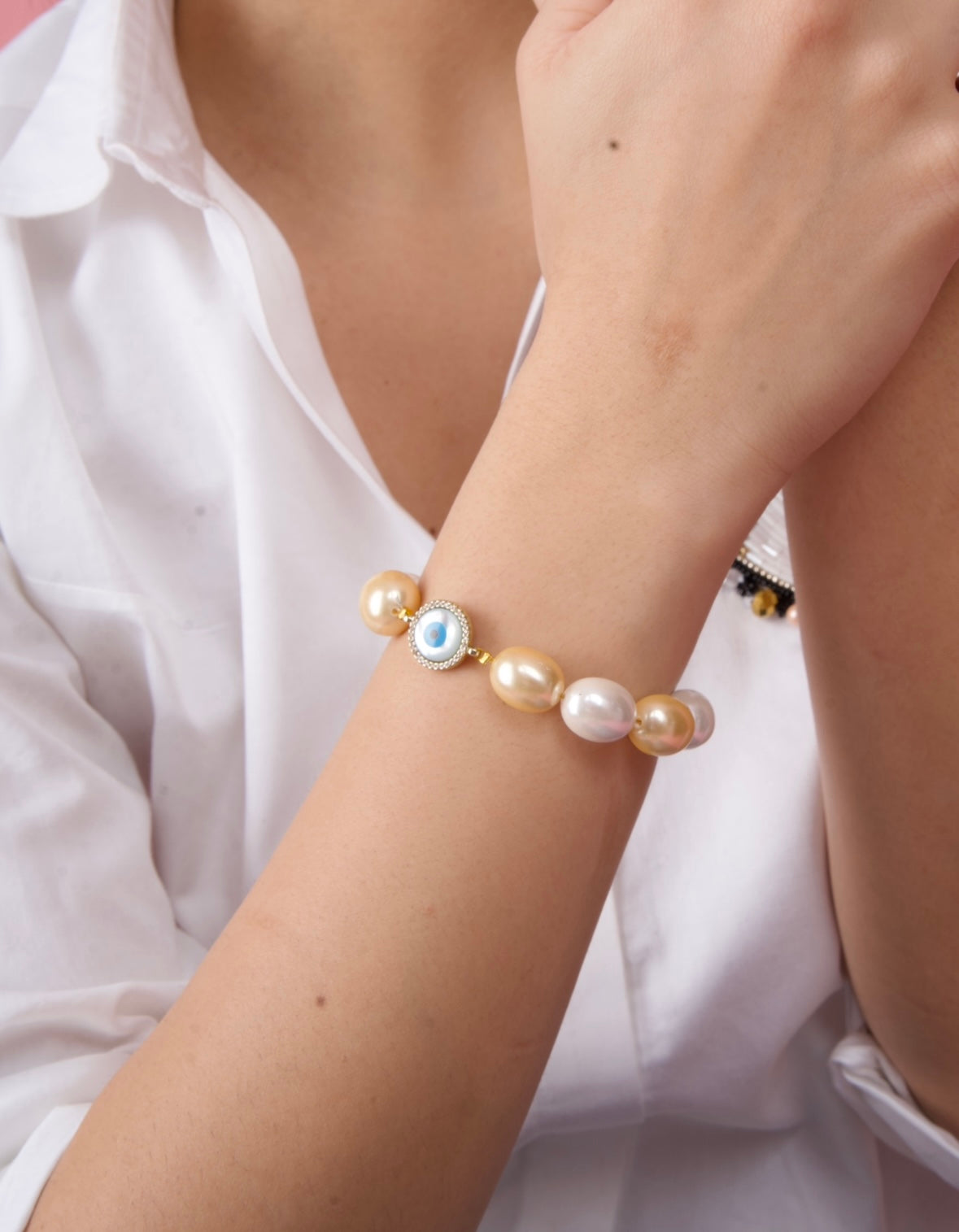 Fresh Water Pearl Evil Eye Diamante Bracelet White & Gold