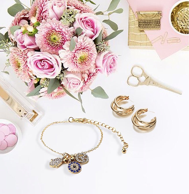 Ikasiya Gold Hamza Evil Eye Charm Bracelet