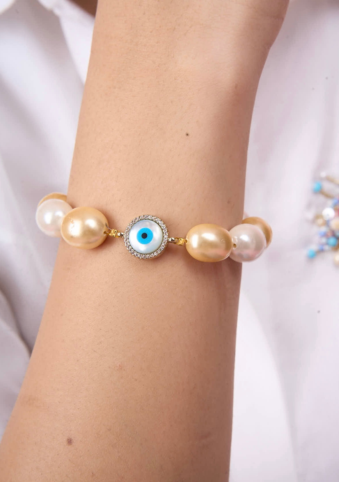 Fresh Water Pearl Evil Eye Diamante Bracelet White & Gold